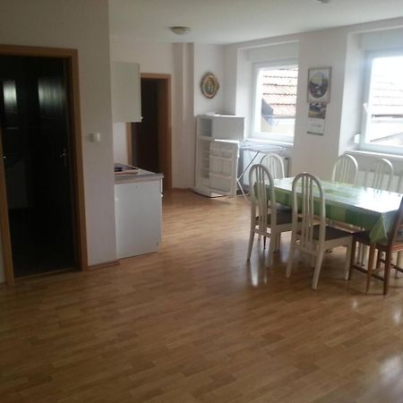 Sostanj Velenje Ravne Sobe Rooms Vrtacnik D O O المظهر الخارجي الصورة