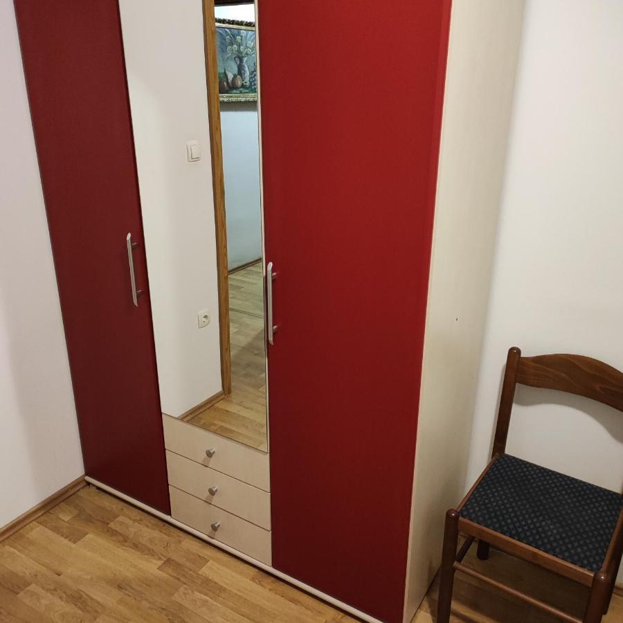 Sostanj Velenje Ravne Sobe Rooms Vrtacnik D O O المظهر الخارجي الصورة