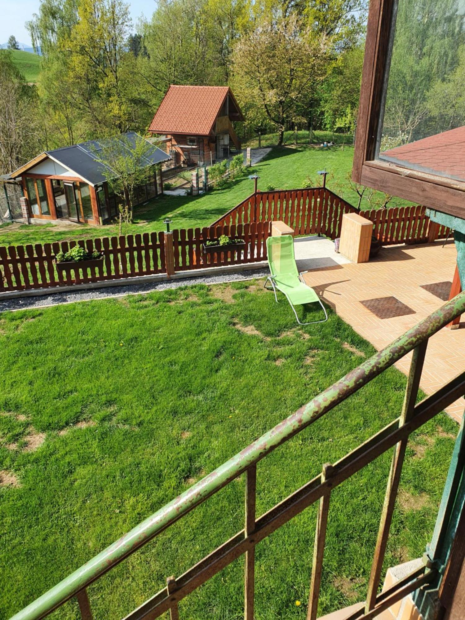 Sostanj Velenje Ravne Sobe Rooms Vrtacnik D O O المظهر الخارجي الصورة