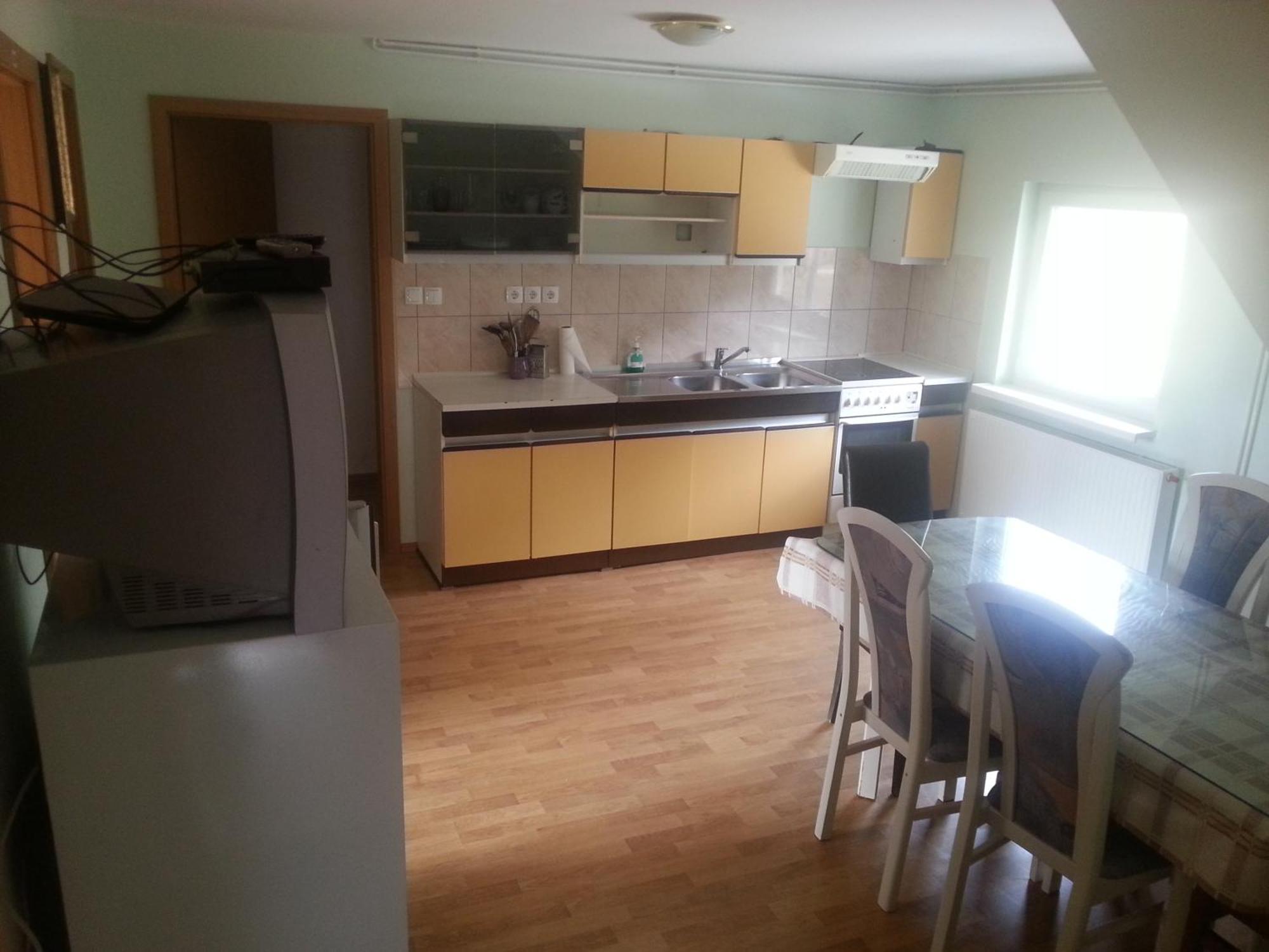 Sostanj Velenje Ravne Sobe Rooms Vrtacnik D O O المظهر الخارجي الصورة